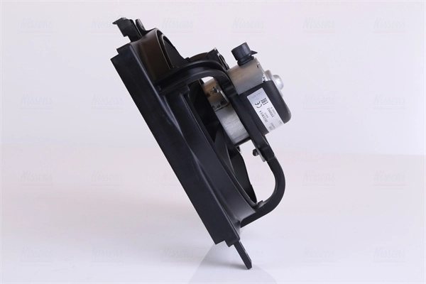 Compre 85765 Nissens Difusor do radiador de esfriamento, montado com motor e roda de aletas