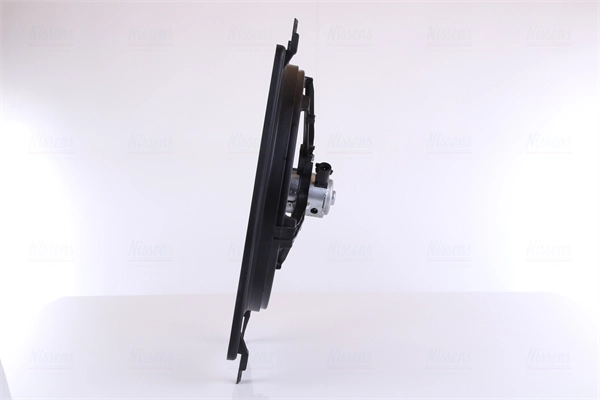 Compre 85027 Nissens Difusor do radiador de esfriamento, montado com motor e roda de aletas