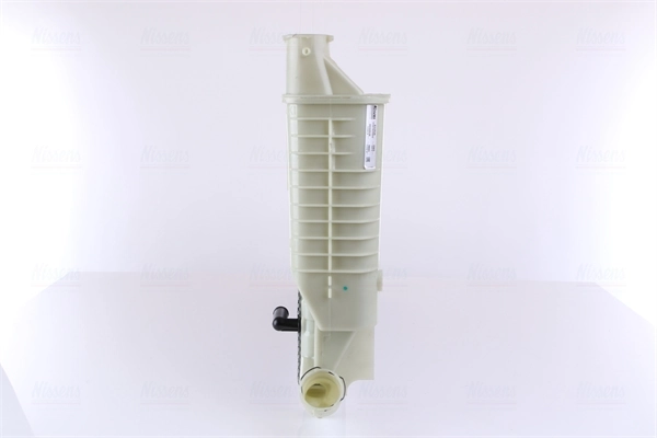 Radiador de esfriamento de motor Nissens 61252A preço, a partir de 107,39 USD