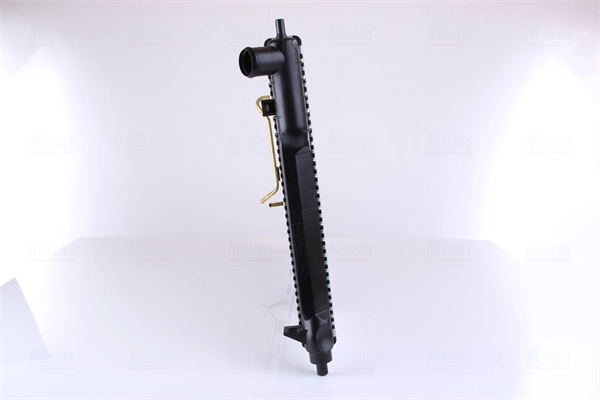 Radiador de esfriamento de motor Nissens 616551 preço, a partir de 86,10 USD