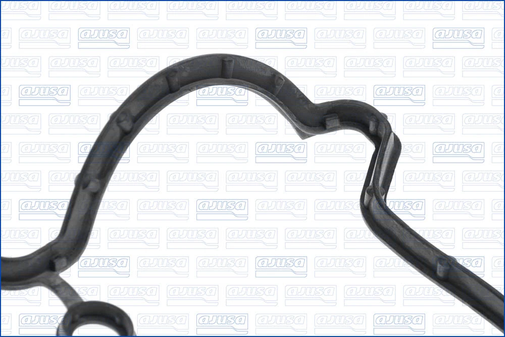 Vedante de tampa de válvulas de motor Ajusa 11136700 preço, a partir de 14,65 USD