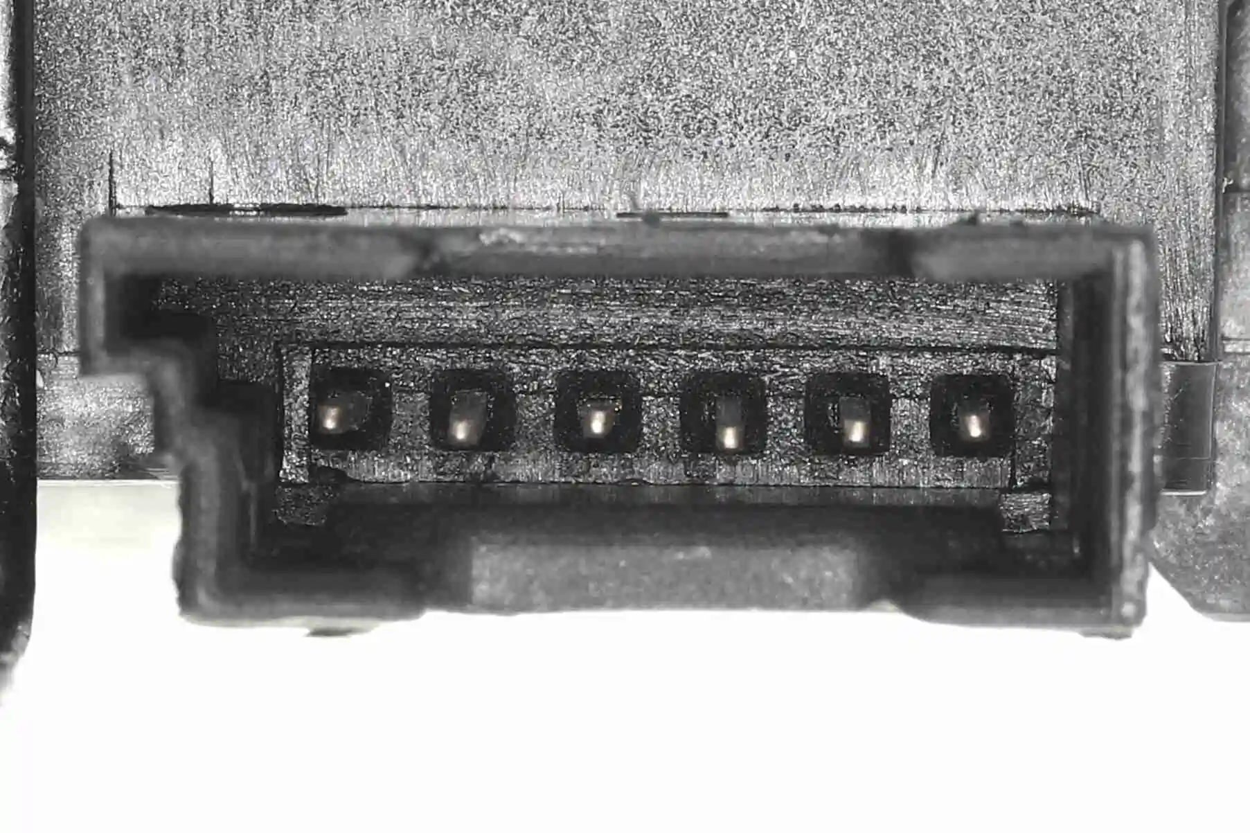 Compre Fecho de tampa de porta-malas (de 3ª/5ª porta traseira) BMW 5 