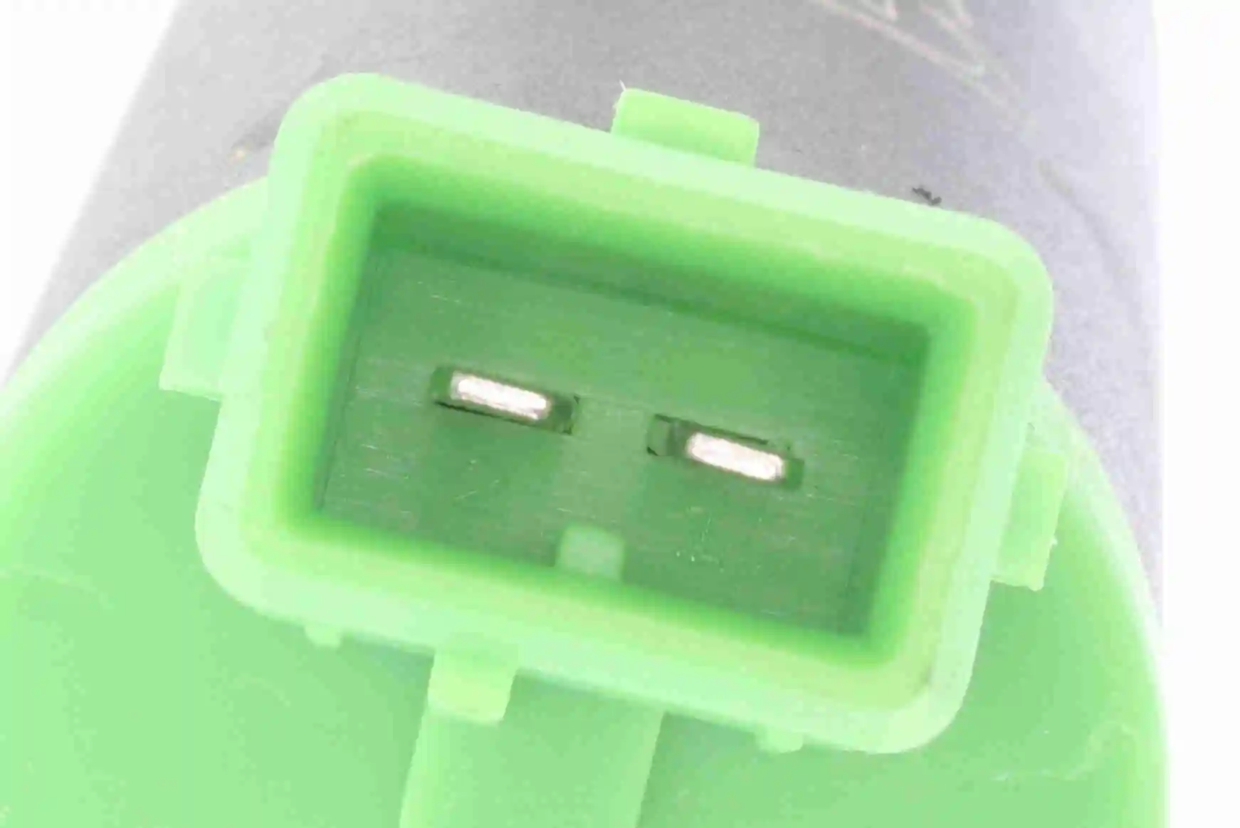 Bomba de motor de fluido para lavador de vidro dianteiro Vemo V42080003 preço, a partir de 10,91 USD