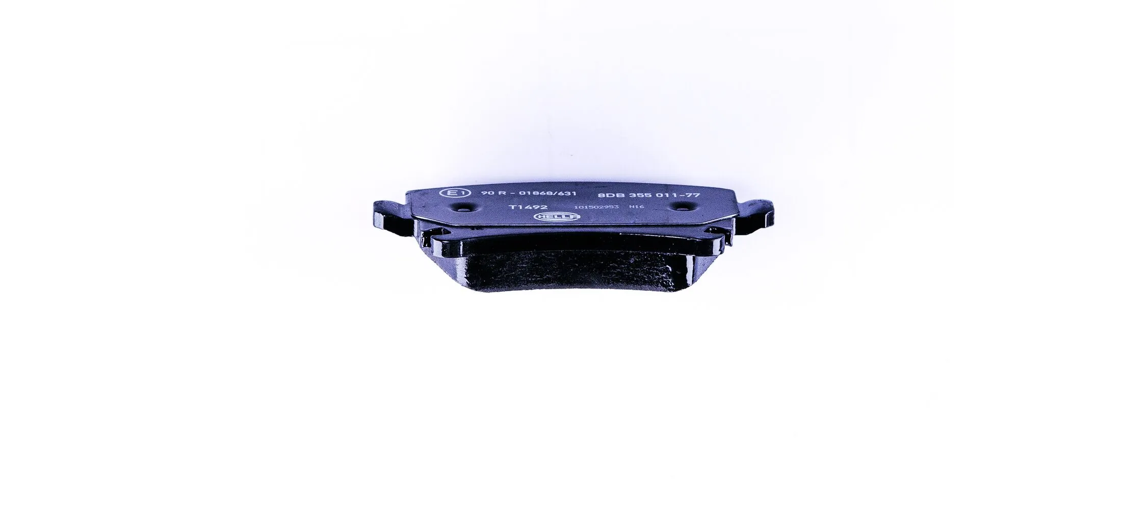 Sapatas do freio traseiras de disco HELLA 8DB355011771 preço, a partir de 29,99 USD