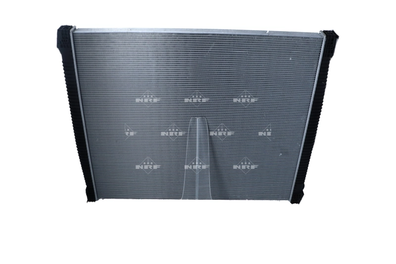 Radiador de esfriamento de motor MAN 81061016515 preço, a partir de 437,51 USD