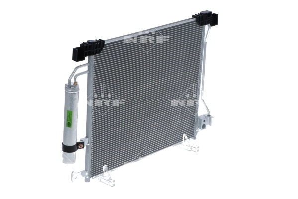 Compre Radiador de aparelho de ar condicionado Nissan JUKE 