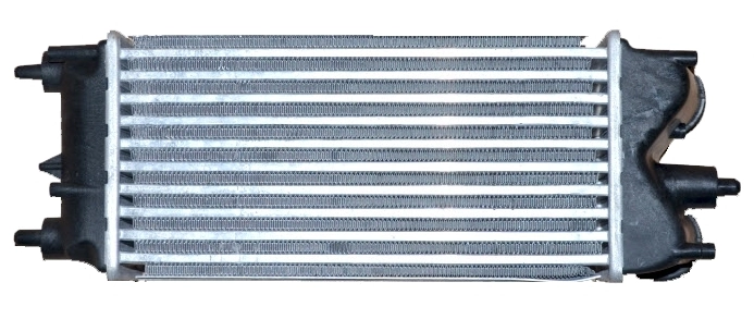 Radiador de intercooler 818242 VALEO