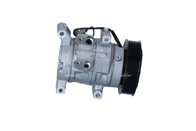 Compressor de aparelho de ar condicionado Toyota Hilux  KUN15