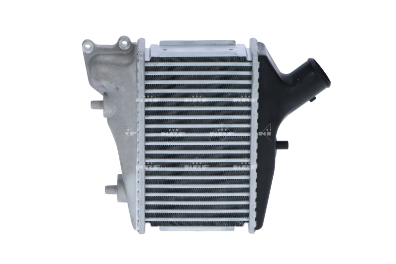 Radiador de intercooler NRF 30950 preço, a partir de 186,52 USD
