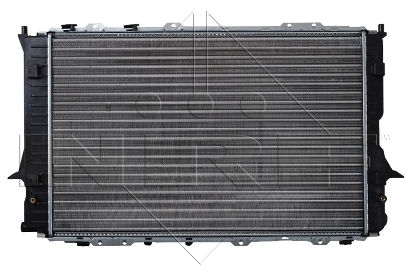 58868 NRF Radiador de esfriamento de motor