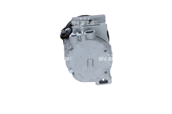 Compressor de aparelho de ar condicionado Nissan X-Trail  T30