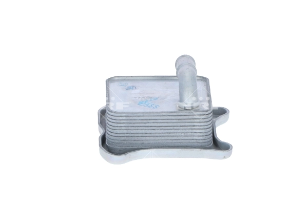 31260 NRF Radiador de óleo (frigorífico), debaixo de filtro