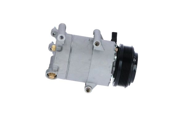  Compressor de aparelho de ar condicionado Volvo V40 hatchback (525, 526) (2012 - 2019) 