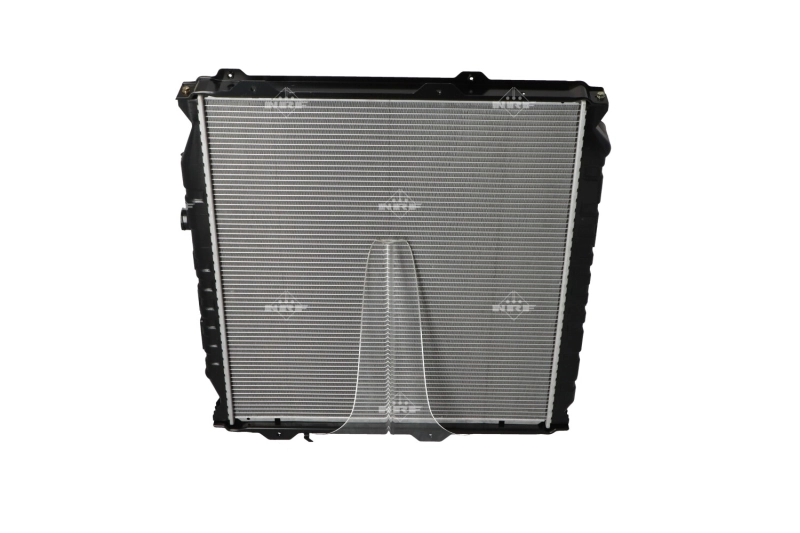Radiador de esfriamento de motor Toyota Land Cruiser preço, a partir de 108,50 USD