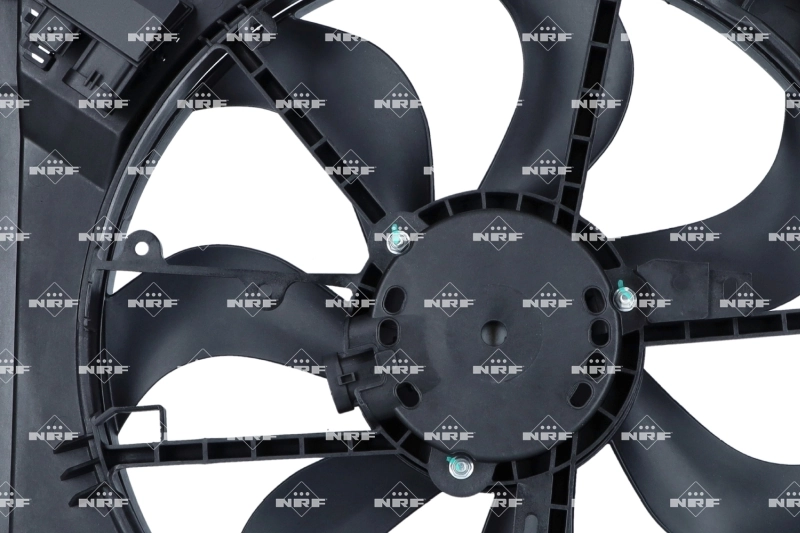 Difusor do radiador de esfriamento, montado com motor e roda de aletas NRF 470134 preço, a partir de 162,81 USD