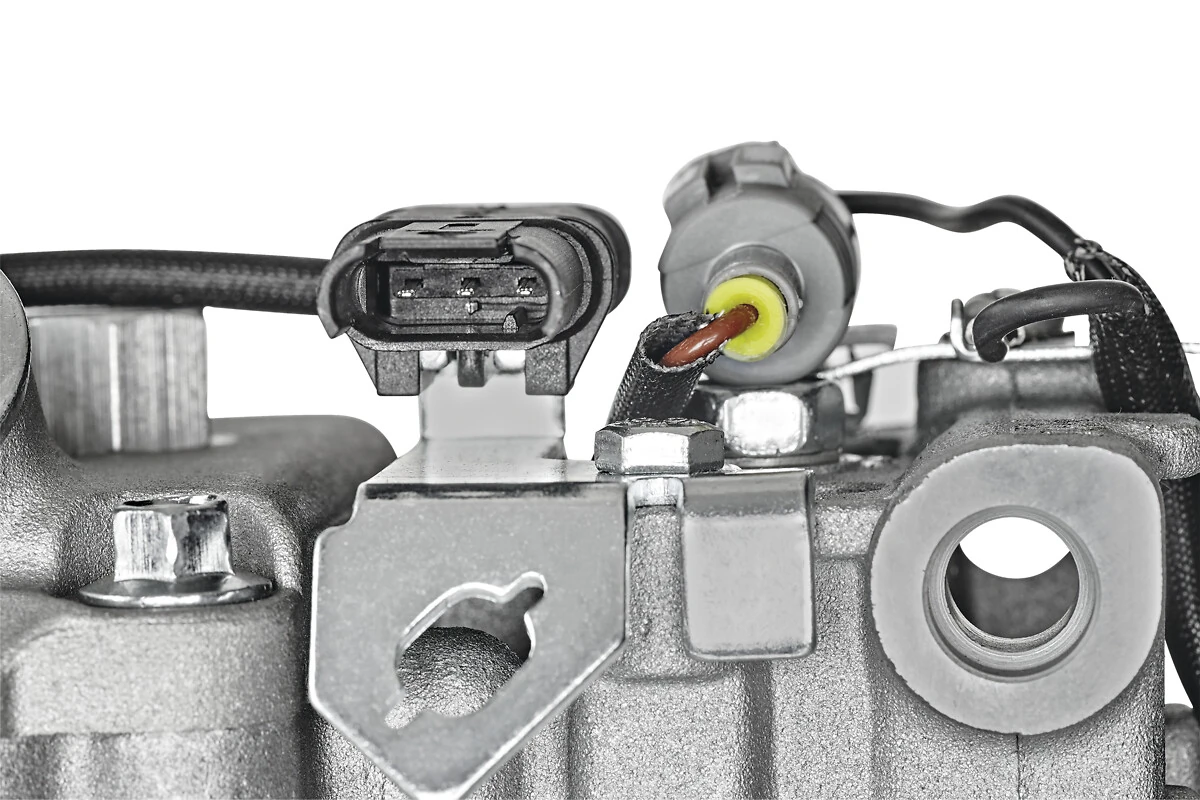 Compressor de aparelho de ar condicionado BMW 1  E81