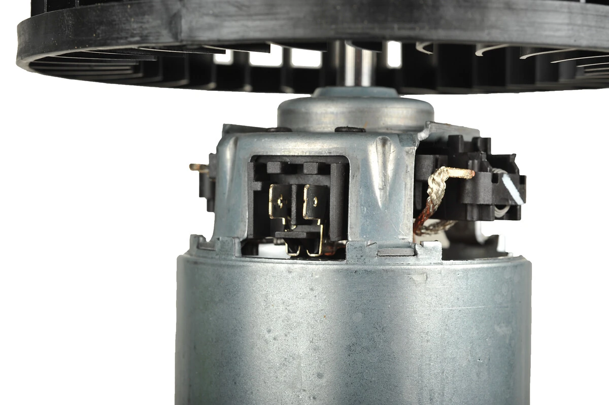Motor de ventilador de forno (de aquecedor de salão) Iveco 42537387 preço, a partir de 102,01 USD