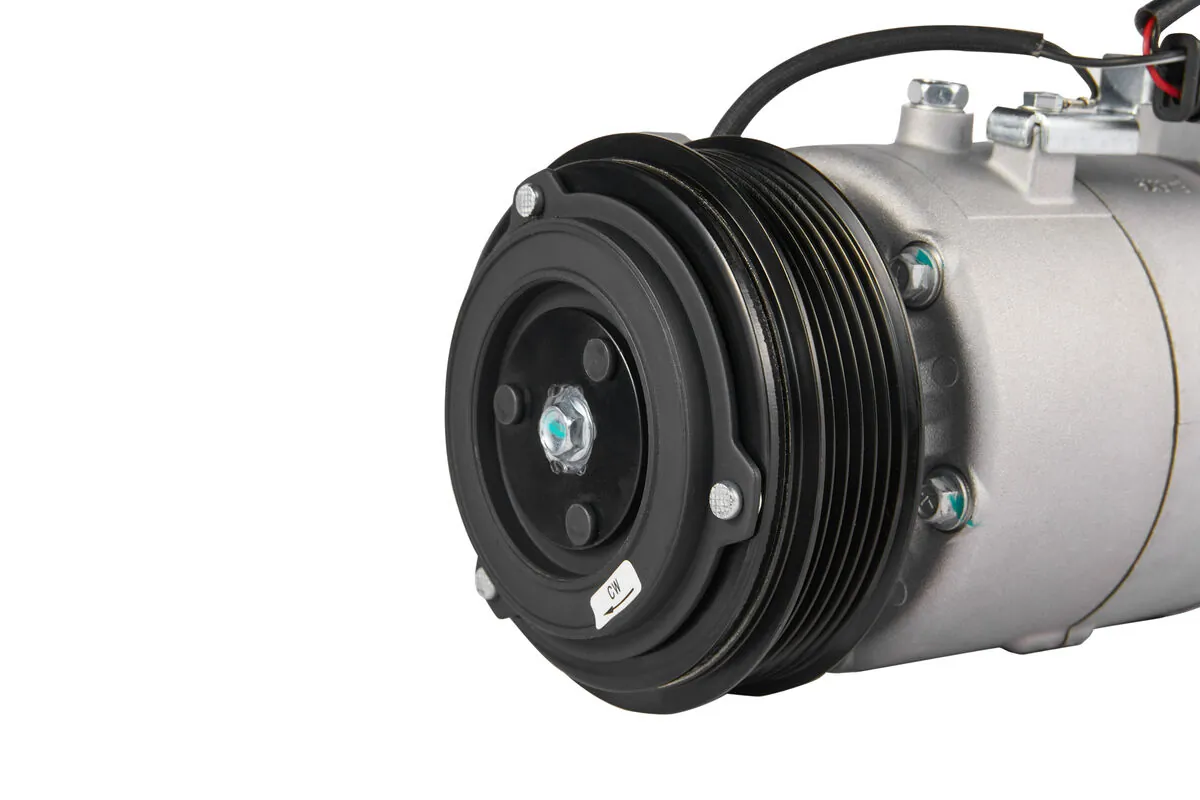 Compressor de aparelho de ar condicionado BMW 7945863