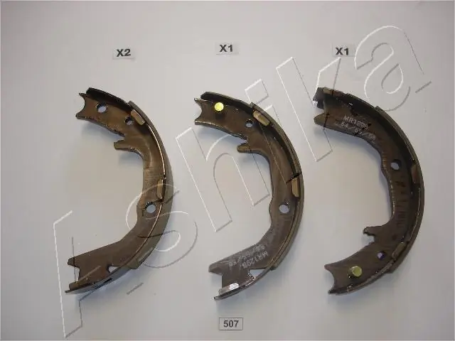 Sapatas do freio de estacionamento para Mitsubishi Pajero H60, H70