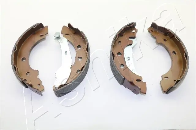 Sapatas do freio traseiras de tambor, montadas com cilindros, kit Bosch 0204114856 preço, a partir de 91,84 USD