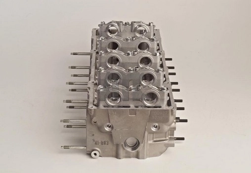 1005B340 Mitsubishi Cabeça de motor (CBC)