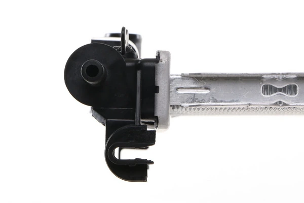 Radiador de esfriamento de motor Mahle Original CR627000S preço, a partir de 66,94 USD