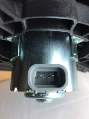 Difusor do radiador de esfriamento, montado com motor e roda de aletas 51810260 Fiat/Alfa/Lancia