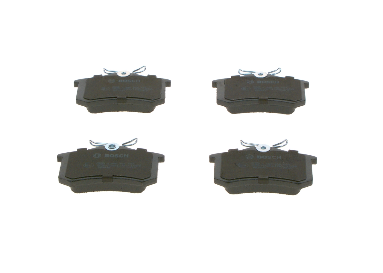 Sapatas do freio traseiras de disco Bosch 0986466683 preço, a partir de 22,51 USD