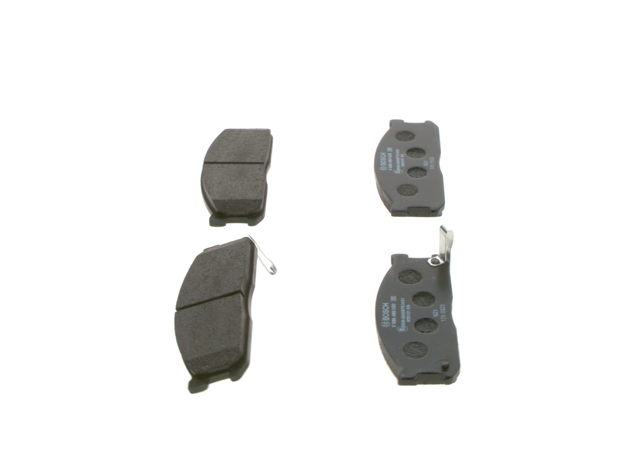 Sapatas do freio dianteiras de disco Hyundai/Kia 0K60A3328Z preço, a partir de 23,98 USD