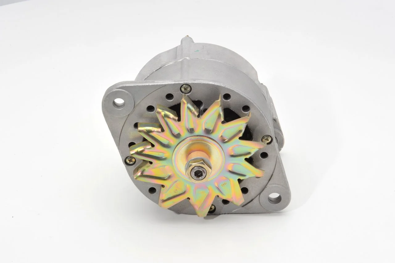 0120468144 Bosch Gerador