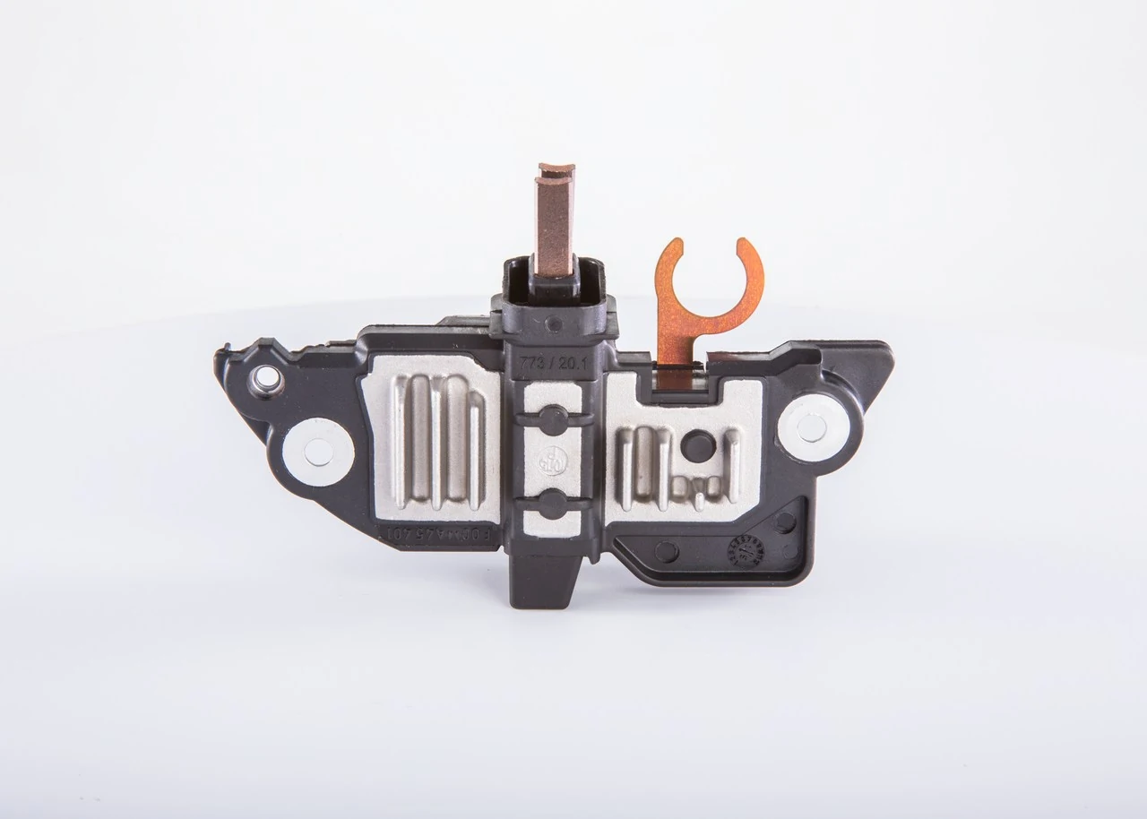 Compre F00MA45300 Bosch Relê-regulador do gerador (relê de carregamento)