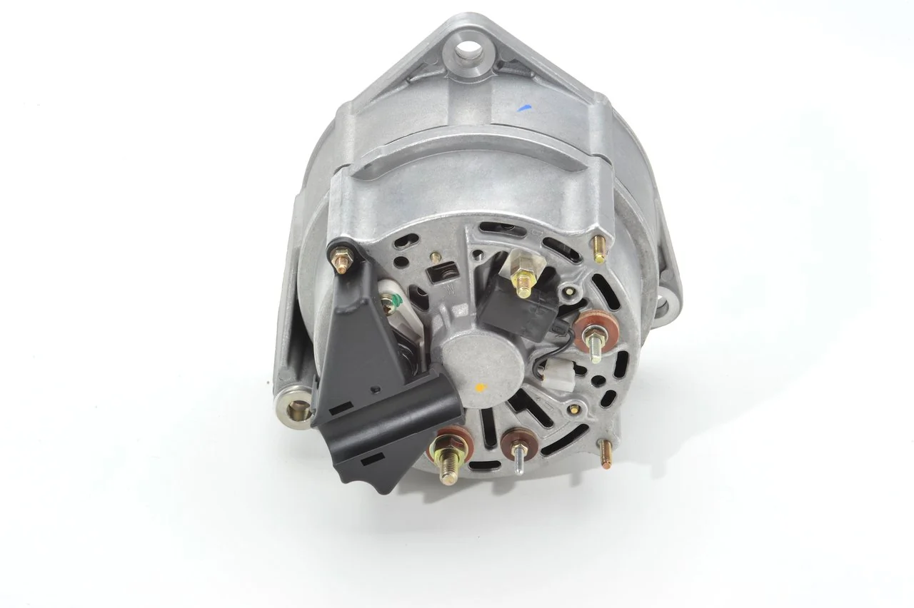 Compre 0120469115 Bosch Gerador