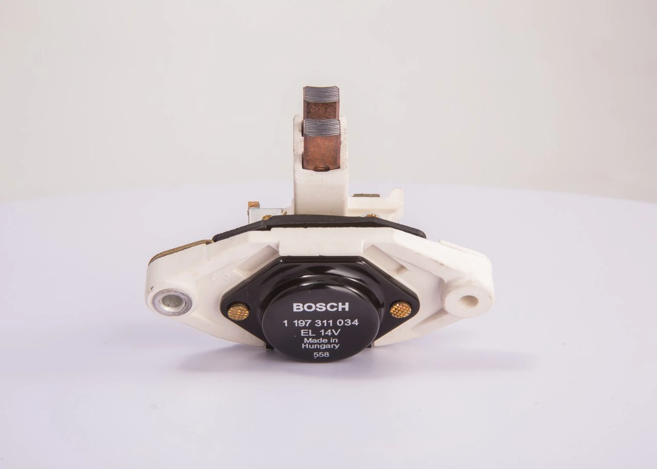 1197311034 Bosch Relê-regulador do gerador (relê de carregamento)