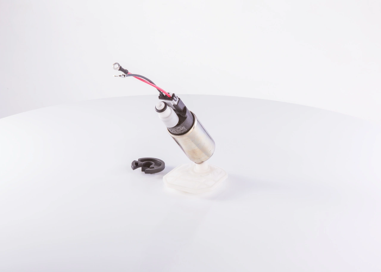 Bomba de combustível elétrica submersível para Mazda 323 F VI BJ