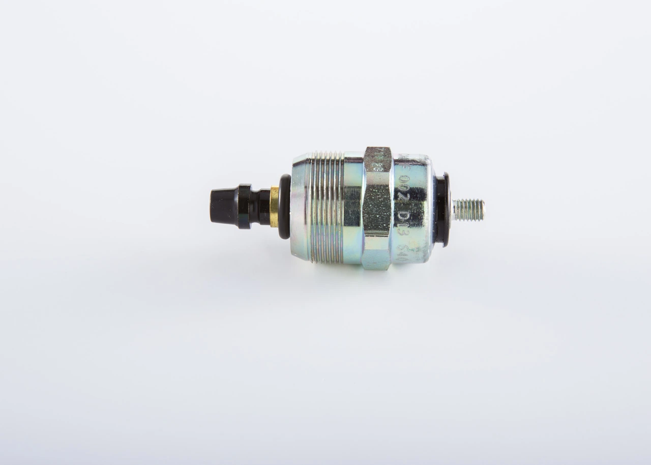 Compre F002D13640 Bosch Válvula da Bomba de Combustível de Pressão Alta de corte de combustível (diesel-stop)