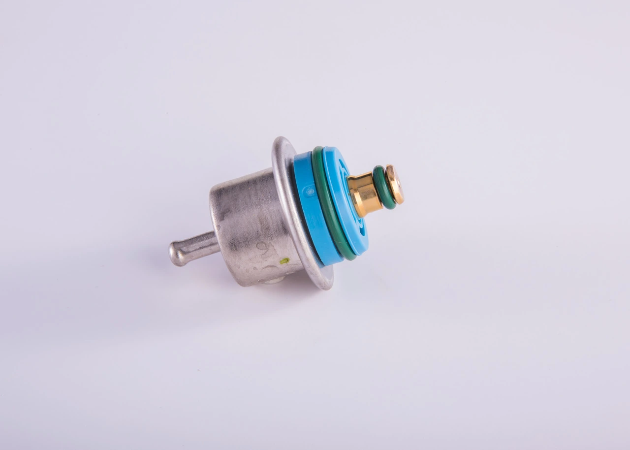 Compre 0280160585 Bosch Regulador de pressão de combustível na régua de injectores