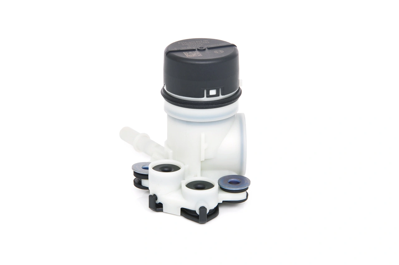 Compre F01C600268 Bosch Bomba AD BLUE
