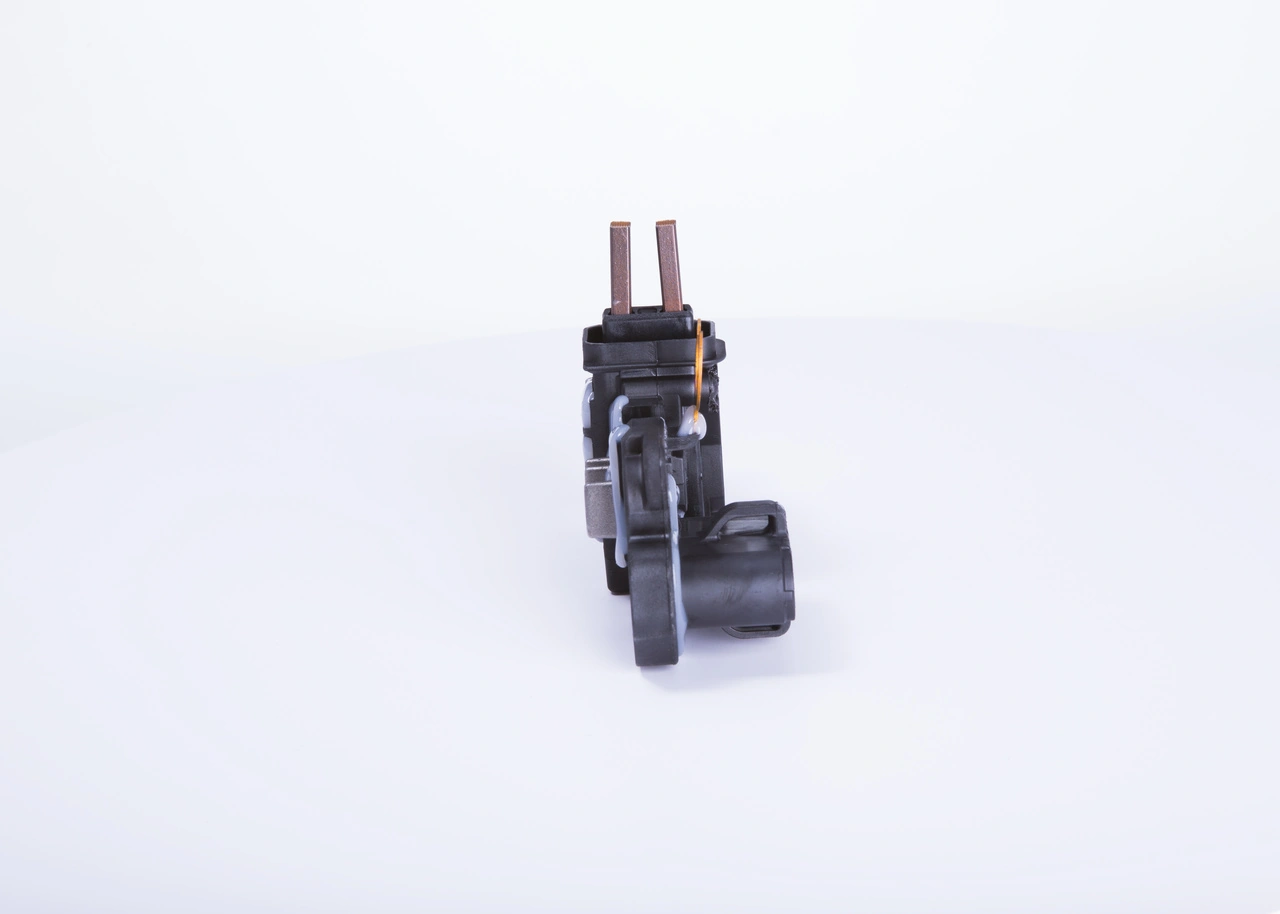 Compre F00MA45251 Bosch Relê-regulador do gerador (relê de carregamento)