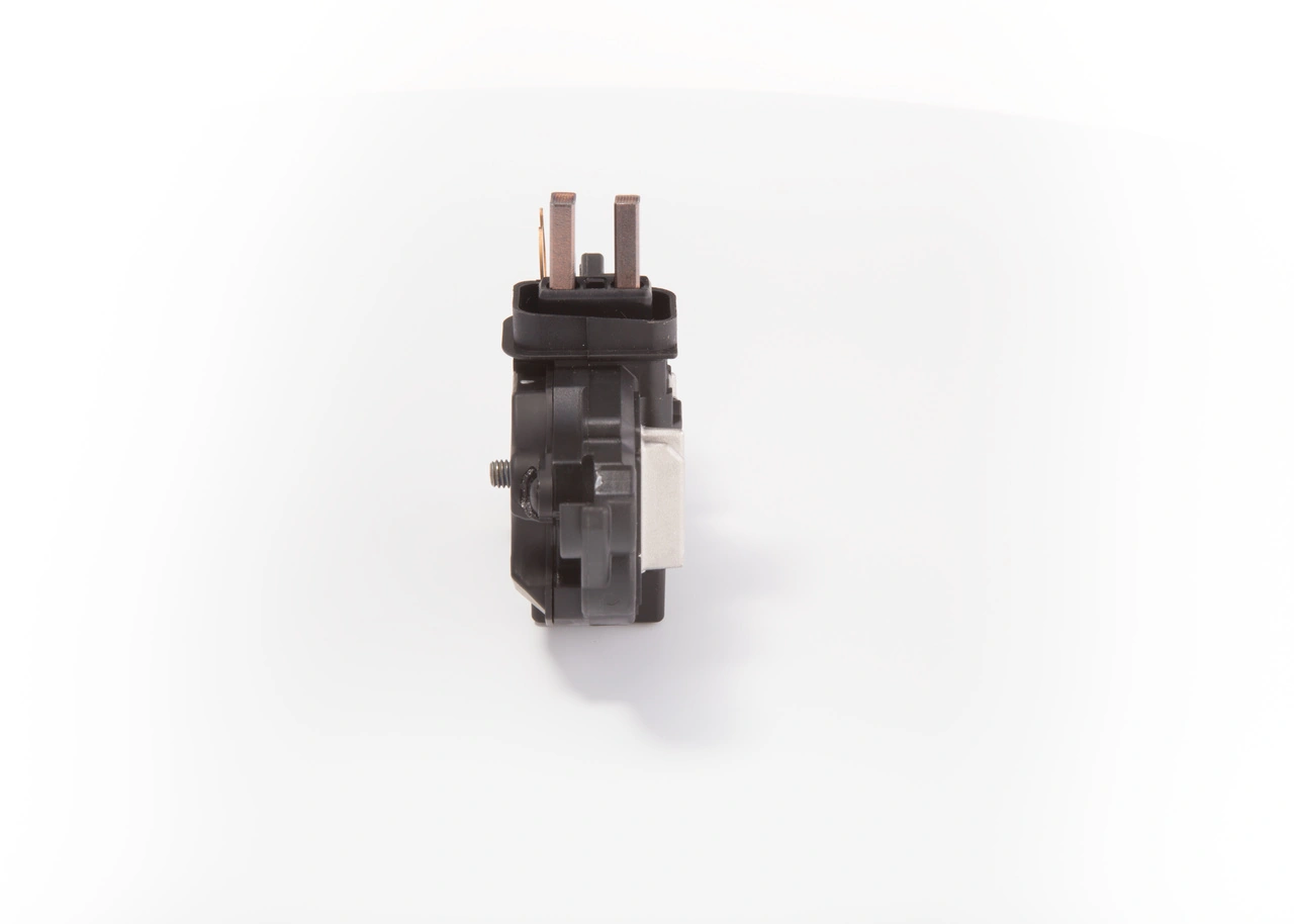 F00M144167 Bosch Relê-regulador do gerador (relê de carregamento)