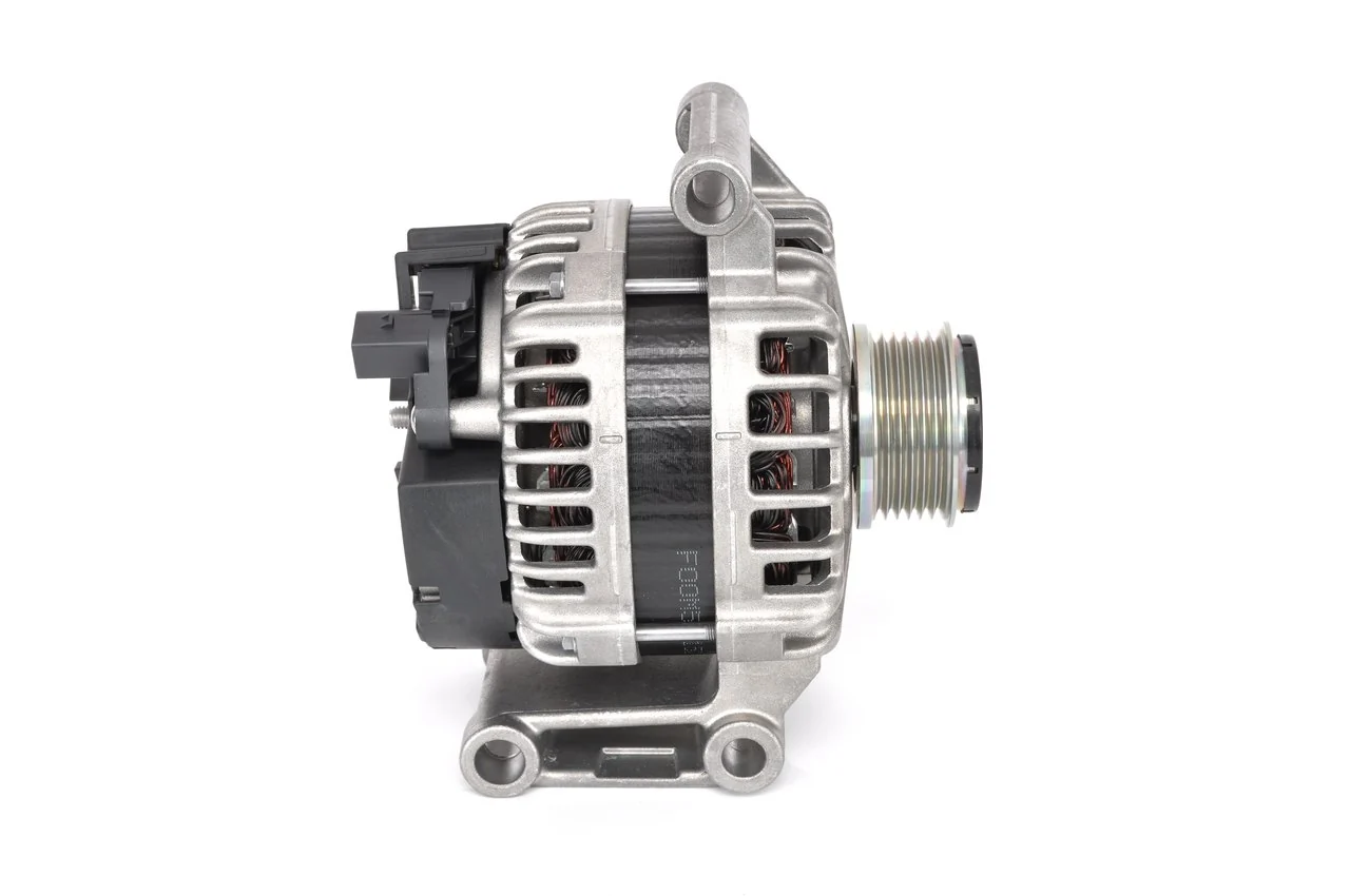 0125711131 Bosch Gerador