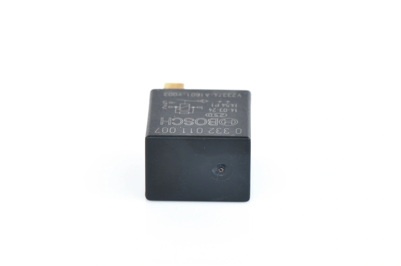 Compre 0332011007 Bosch Relê das luzes de nevoeiro