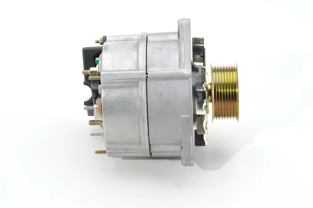 0120469115 Bosch Gerador