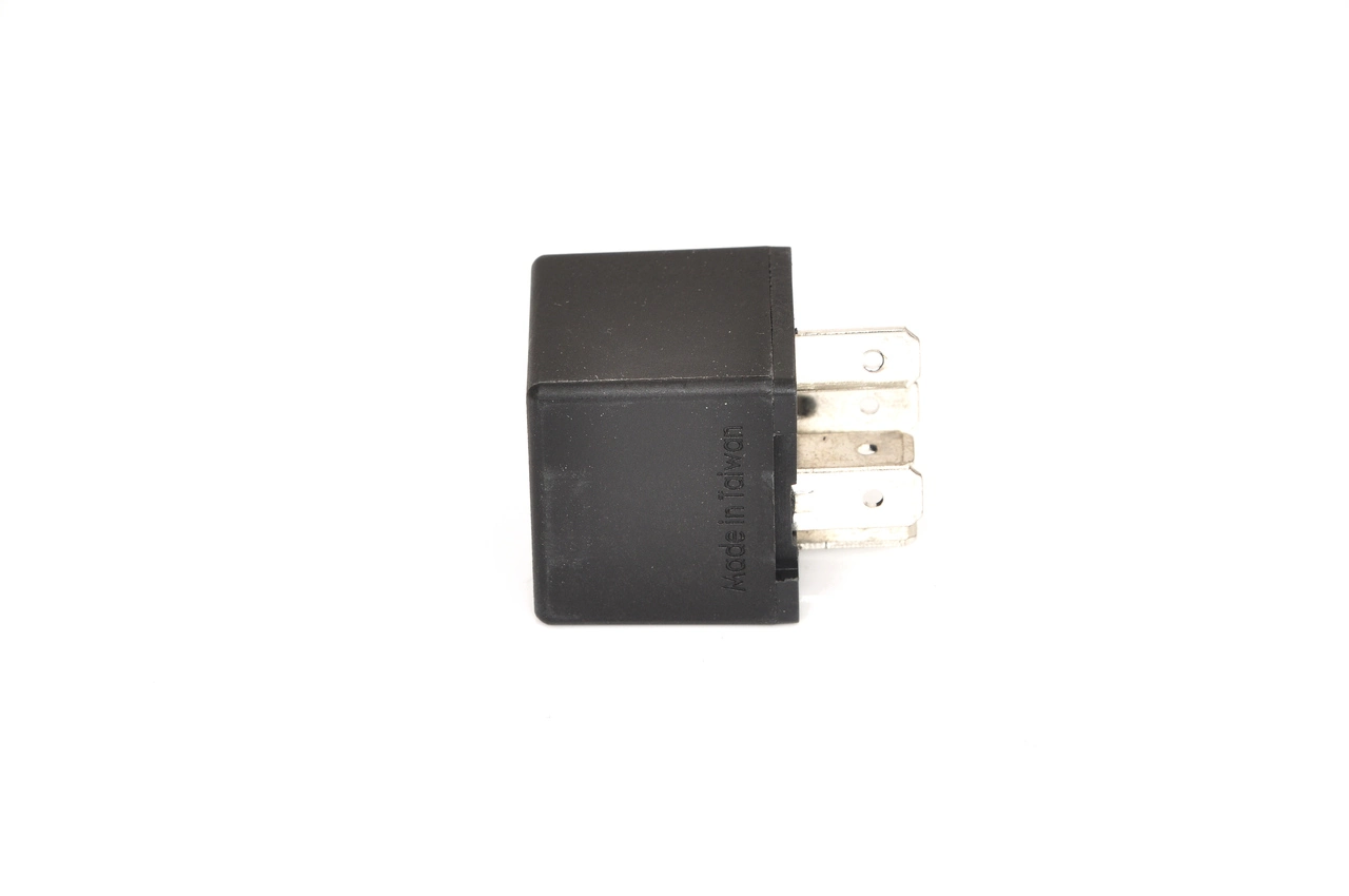 Relê de pisca-pisca Iveco 500270482 preço, a partir de 4,87 USD