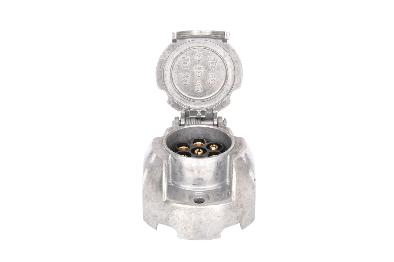 Tomada elétrica de reboque Bosch 0352070011 preço, a partir de 11,02 USD