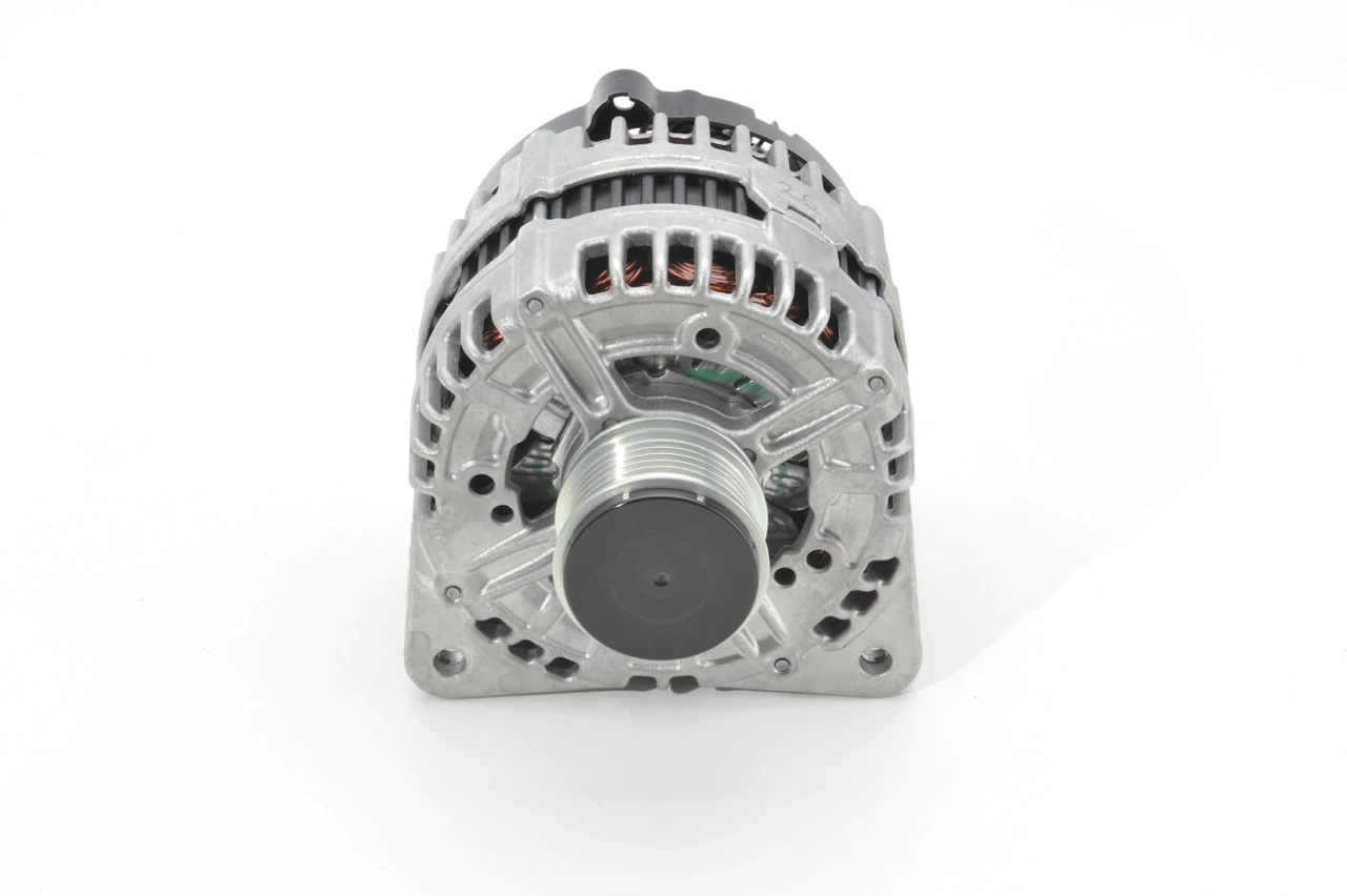 0121715003 Bosch Gerador