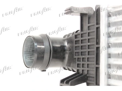 Radiador de intercooler Frig AIR 07063029 preço, a partir de 75,04 USD