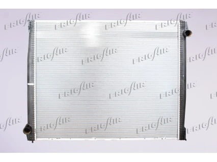 Radiador de esfriamento de motor 81061016515 MAN