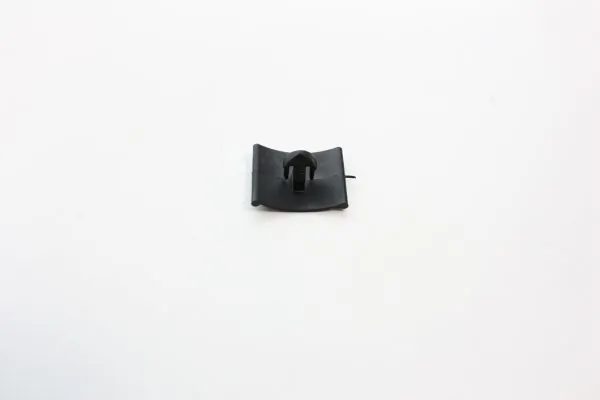Compre 13336240 Peugeot/Citroen Cápsula (prendedor) de isolador térmico da capota