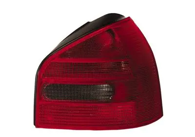 Lanterna traseira direita Audi A3  8L1