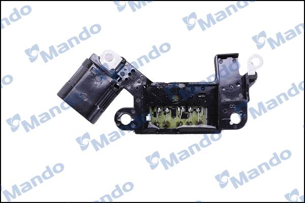 Relê-regulador do gerador (relê de carregamento) Mando BN3737027011